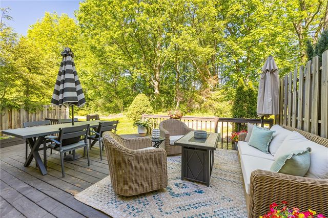 1320 Courtney Dr, Victor, NY 14564