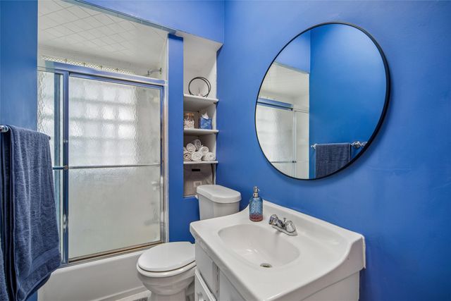 2714 Moyer Street, Des Moines, IA 50310