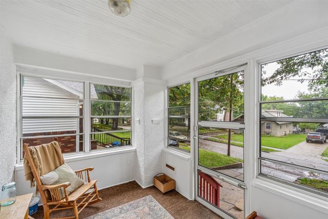 2714 Moyer Street, Des Moines, IA 50310