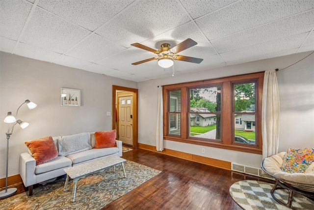 2714 Moyer Street, Des Moines, IA 50310