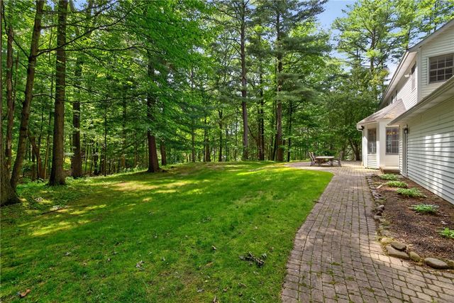 9 Lily Pond Lane, Perinton, NY 14534