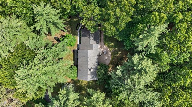 9 Lily Pond Lane, Perinton, NY 14534