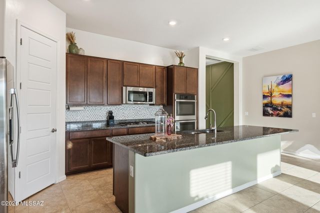 12537 N Denton Way, Marana, AZ 85653