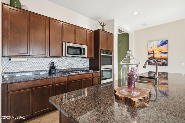 12537 N Denton Way, Marana, AZ 85653