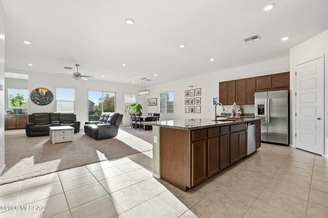 12537 N Denton Way, Marana, AZ 85653