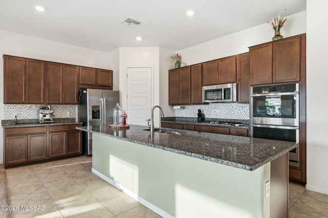 12537 N Denton Way, Marana, AZ 85653