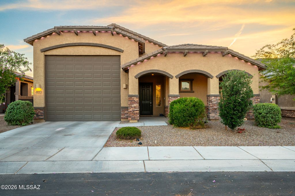 12537 N Denton Way, Marana, AZ 85653