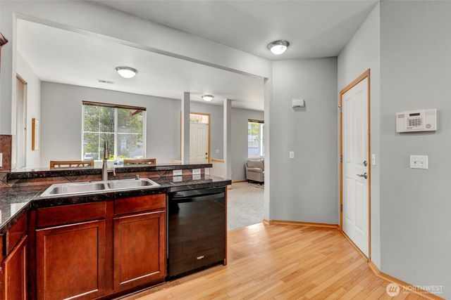 6219 Park St E, Fife, WA 98424