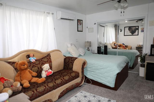 4825 Shadow Stone Street, Bakersfield, CA 93313