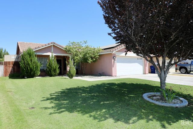 4825 Shadow Stone Street, Bakersfield, CA 93313