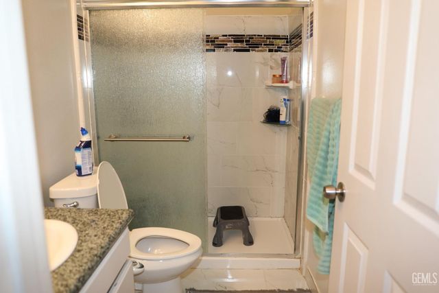 4825 Shadow Stone Street, Bakersfield, CA 93313