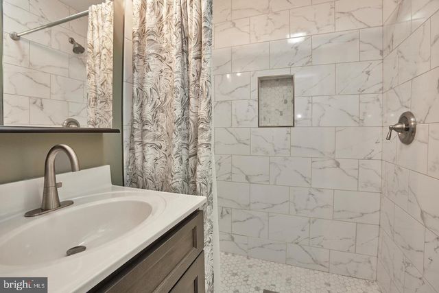 1007 VENICE DR, Silver Spring, MD 20904
