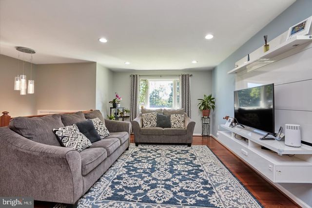 1007 VENICE DR, Silver Spring, MD 20904