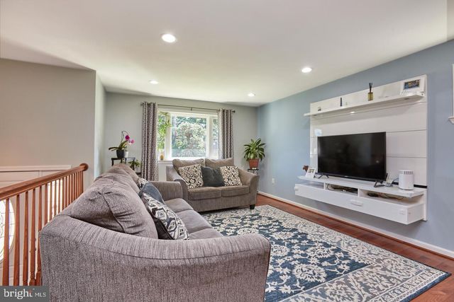 1007 VENICE DR, Silver Spring, MD 20904