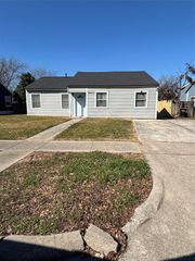 1603 Florida Street, Baytown, TX 77520