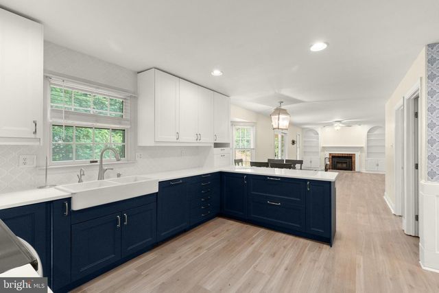 10613 STEAMBOAT LNDG LNDG, Columbia, MD 21044