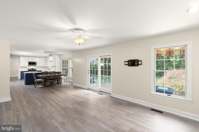 10613 STEAMBOAT LNDG LNDG, Columbia, MD 21044