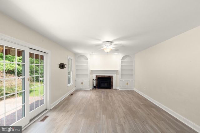10613 STEAMBOAT LNDG LNDG, Columbia, MD 21044