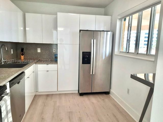 8888 Collins Ave 512, Surfside, FL 33154