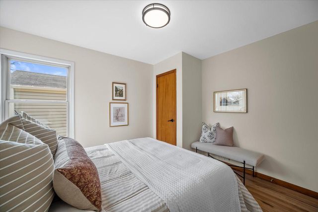 W166N8430 Dardis AVENUE, Menomonee Falls, WI 53051