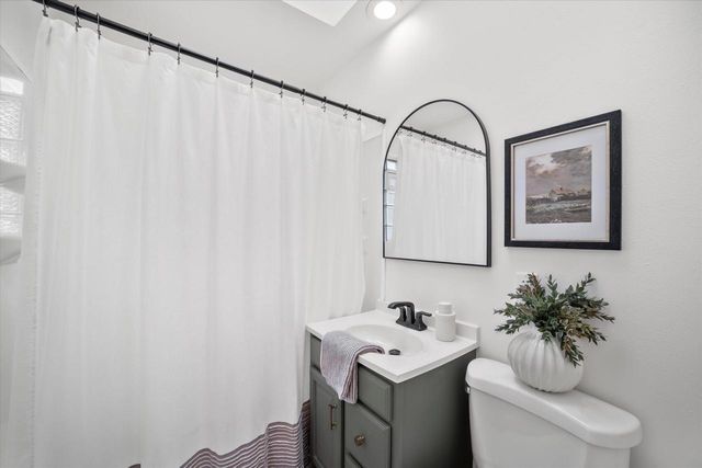 W166N8430 Dardis AVENUE, Menomonee Falls, WI 53051