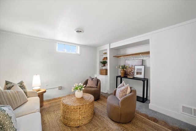 W166N8430 Dardis AVENUE, Menomonee Falls, WI 53051