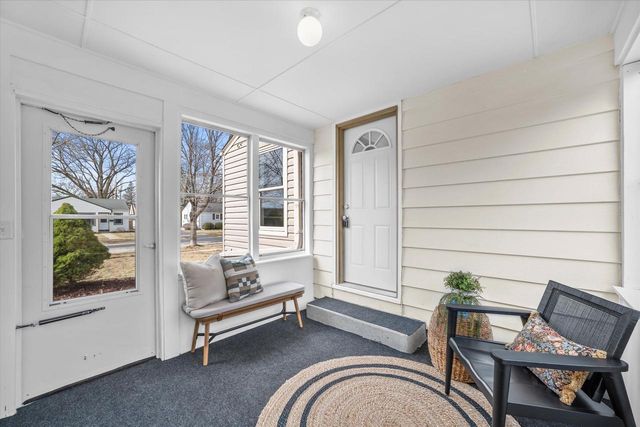 W166N8430 Dardis AVENUE, Menomonee Falls, WI 53051