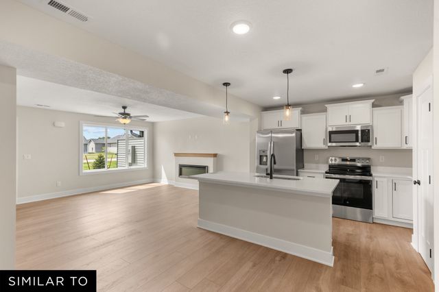 606 NE Hart Lane, Ankeny, IA 50021