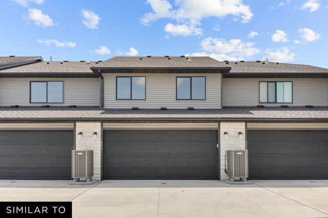606 NE Hart Lane, Ankeny, IA 50021