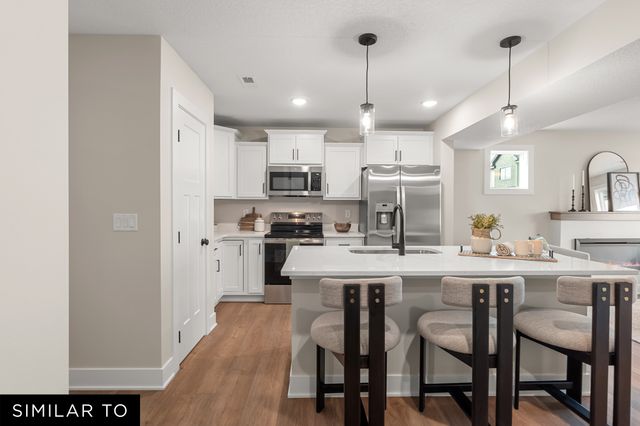 606 NE Hart Lane, Ankeny, IA 50021