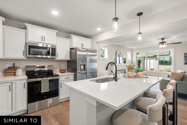 606 NE Hart Lane, Ankeny, IA 50021