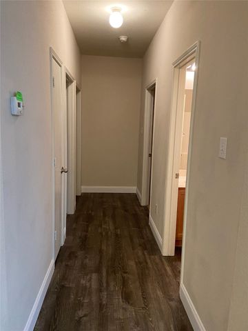1237 Grand Central Parkway, Fort Worth, TX 76131