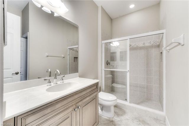 10352 Autumn Breeze DR # 202, Estero, FL 34135