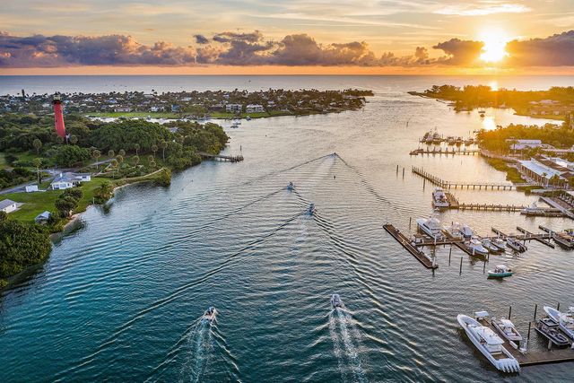 19651 Riverside Drive, Jupiter, FL 33469