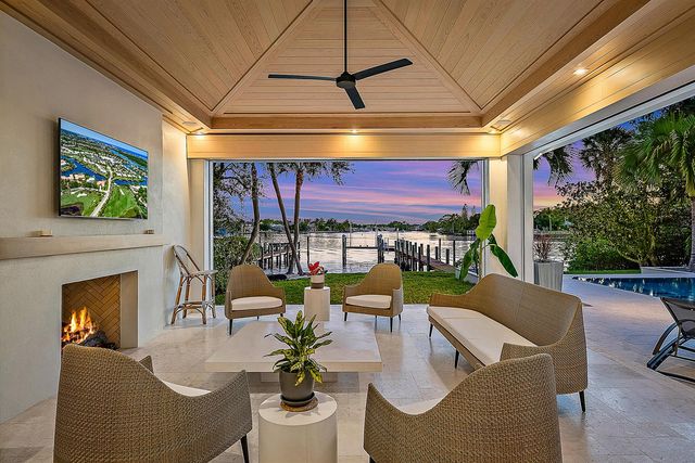 19651 Riverside Drive, Jupiter, FL 33469