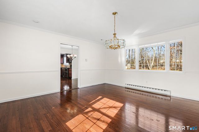 8 Woodlawn Drive, Bethel, CT 06801