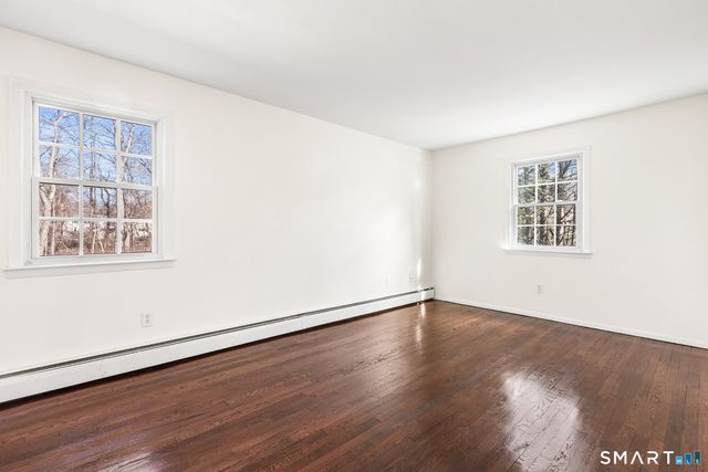 8 Woodlawn Drive, Bethel, CT 06801