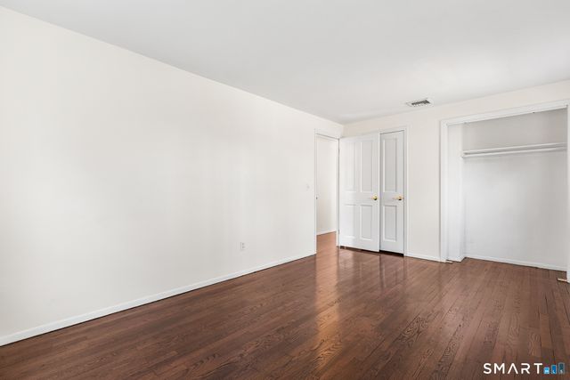 8 Woodlawn Drive, Bethel, CT 06801