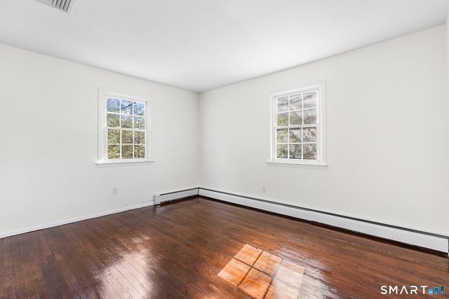 8 Woodlawn Drive, Bethel, CT 06801