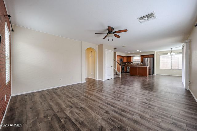 7267 W PALMAIRE Avenue, Glendale, AZ 85303