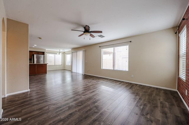 7267 W PALMAIRE Avenue, Glendale, AZ 85303