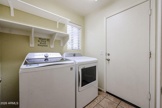 7267 W PALMAIRE Avenue, Glendale, AZ 85303