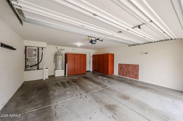 7267 W PALMAIRE Avenue, Glendale, AZ 85303