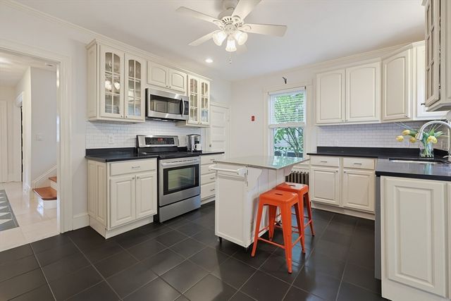 113 Grove St, North Attleboro, MA 02760