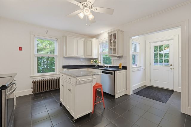113 Grove St, North Attleboro, MA 02760
