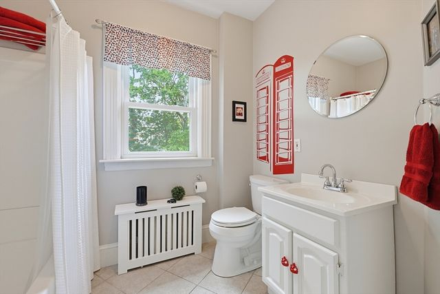 113 Grove St, North Attleboro, MA 02760