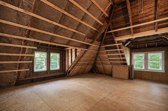113 Grove St, North Attleboro, MA 02760