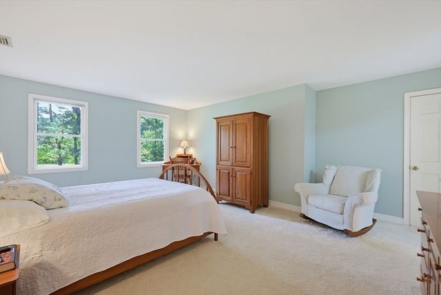164 Granite St, Medfield, MA 02052