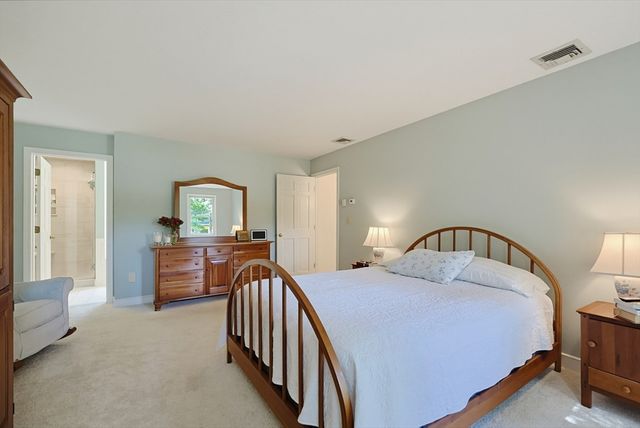 164 Granite St, Medfield, MA 02052
