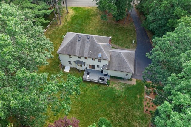 164 Granite St, Medfield, MA 02052